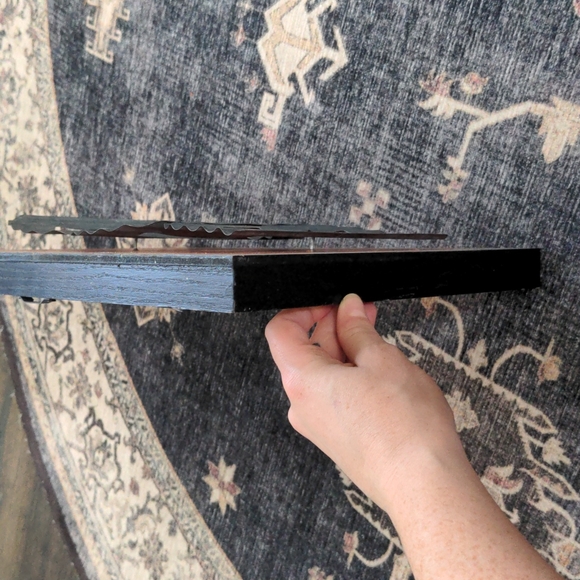 "BOO" Halloween Rustic Farmhouse Sign - Picture 3 of 7